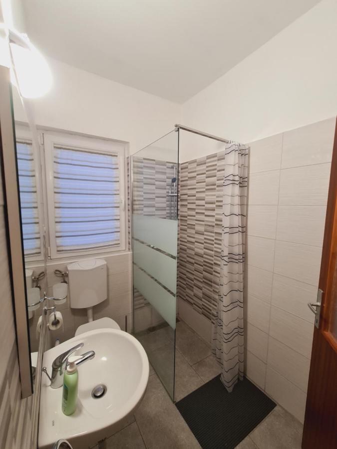 Countryside Apartment Koper Exterior photo